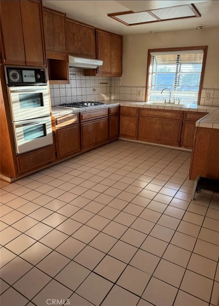 1538 Vanderwell Avenue La Puente, CA 91744