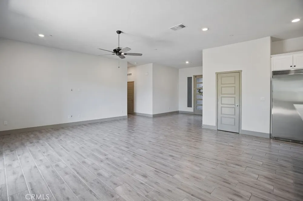 2446 Valverde Merced, CA 95340