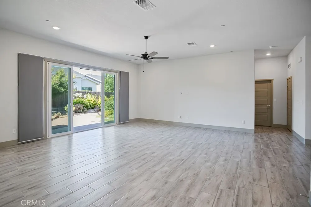 2446 Valverde Merced, CA 95340