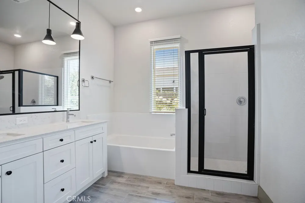 2446 Valverde Merced, CA 95340