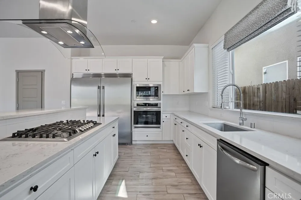 2446 Valverde Merced, CA 95340