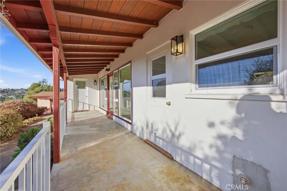 644 Hillside Terrace Vista, CA 92084