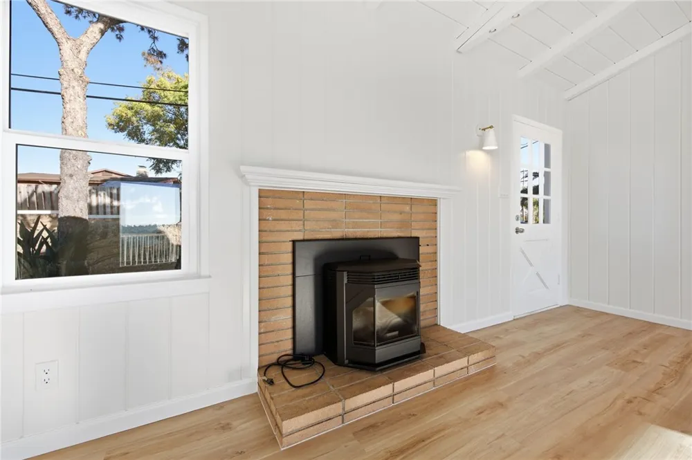 644 Hillside Terrace Vista, CA 92084