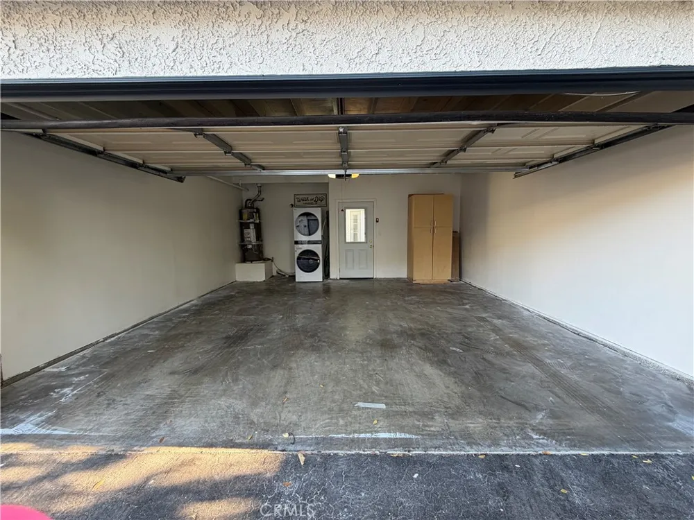 19231 Sherman #1 Reseda, CA 91335