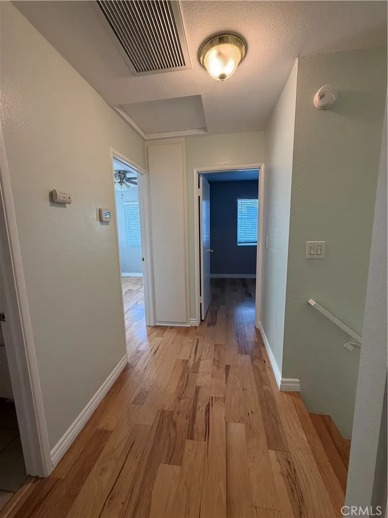 19231 Sherman #1 Reseda, CA 91335
