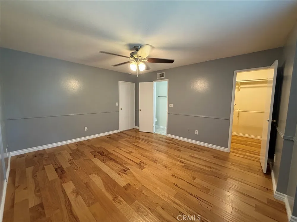 19231 Sherman #1 Reseda, CA 91335