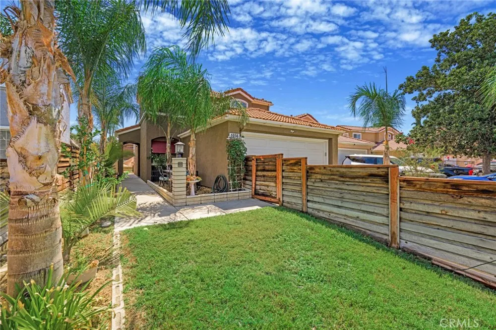 1056 Dahlia Court Hemet, CA 92545