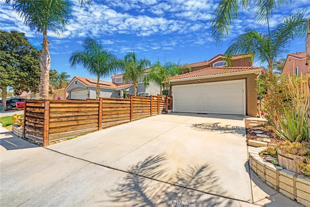 1056 Dahlia Court Hemet, CA 92545