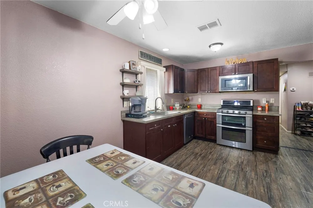 1056 Dahlia Court Hemet, CA 92545