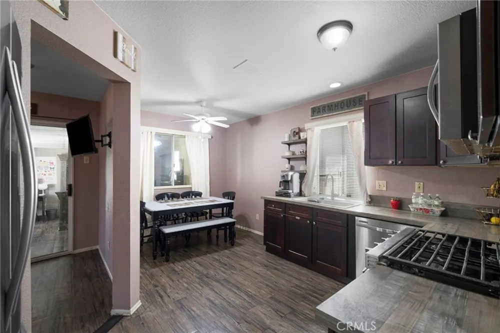 1056 Dahlia Court Hemet, CA 92545