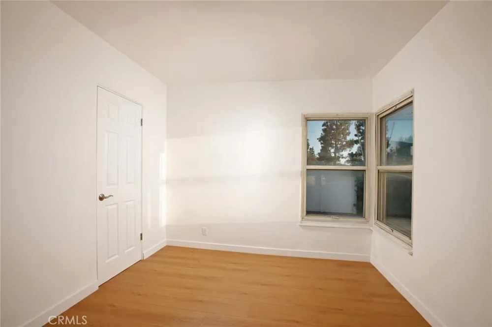 2104 Pass Burbank, CA 91505