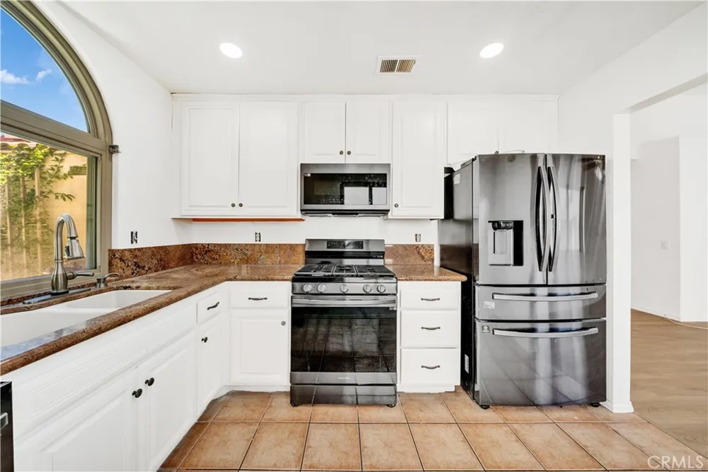 3576 Atchison Circle Riverside, CA 92503