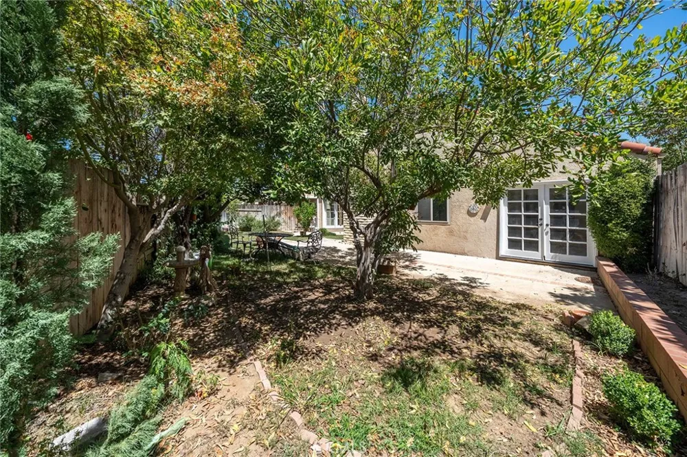 3576 Atchison Circle Riverside, CA 92503