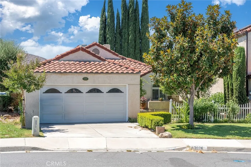 3576 Atchison Circle Riverside, CA 92503