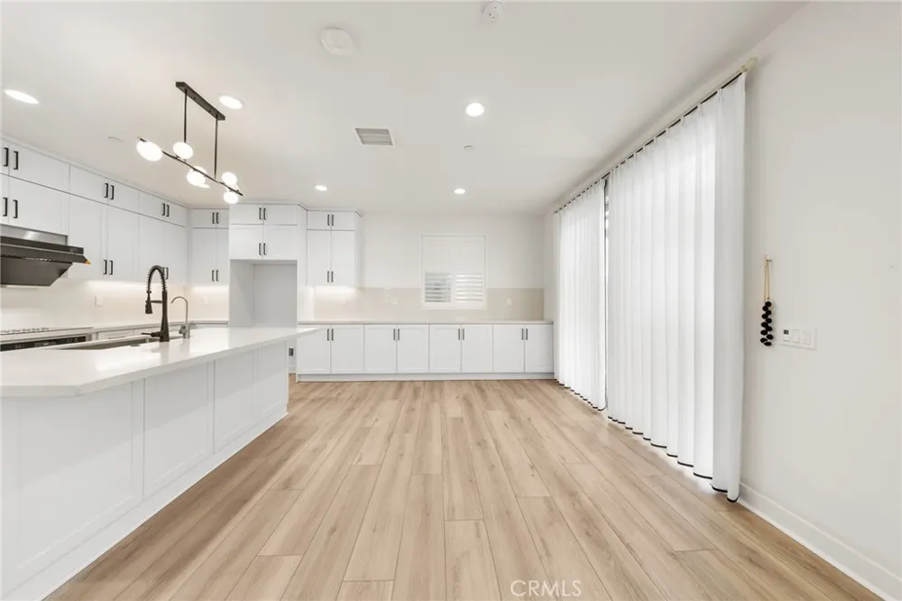 8606 Mission Villa Rosemead, CA 91770