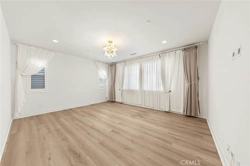 8606 Mission Villa Rosemead, CA 91770