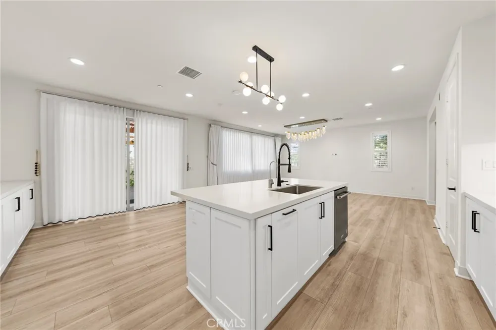 8606 Mission Villa Rosemead, CA 91770