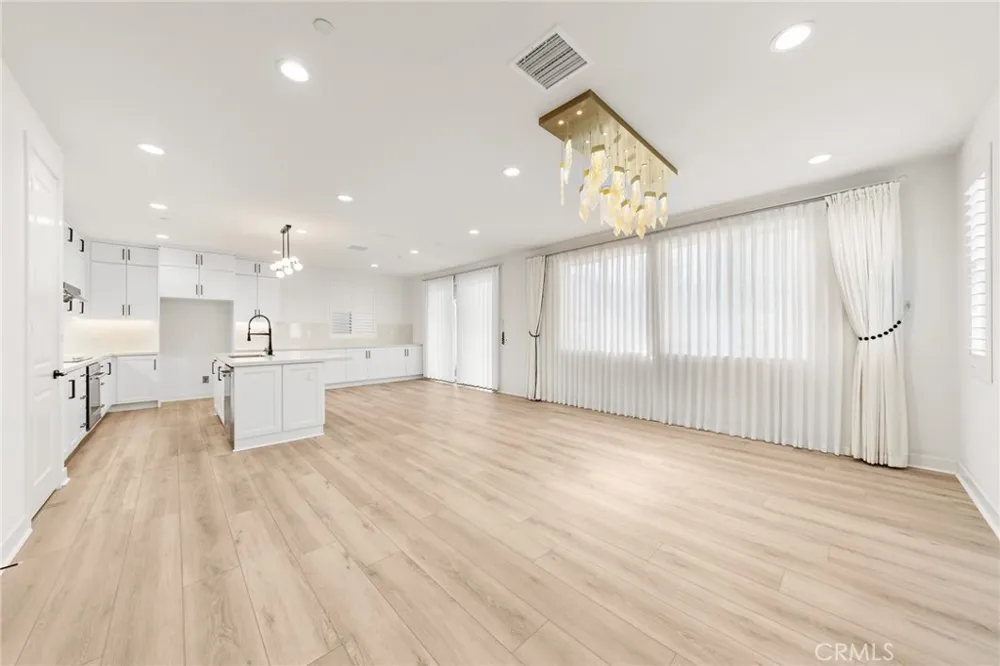 8606 Mission Villa Rosemead, CA 91770