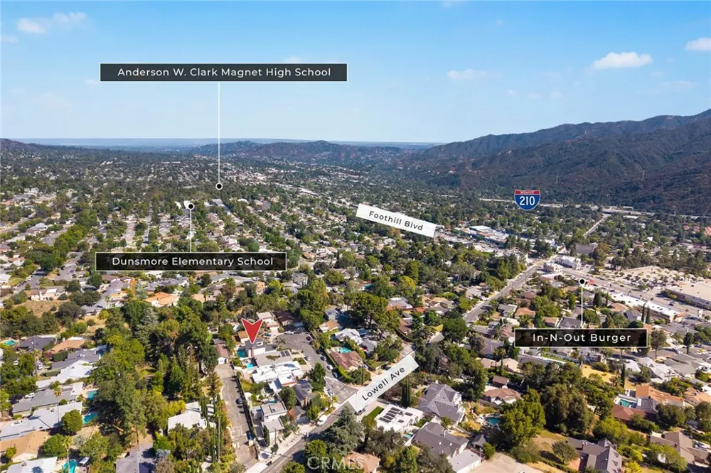 3929 El Moreno La Crescenta, CA 91214