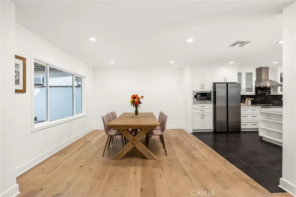 3929 El Moreno La Crescenta, CA 91214