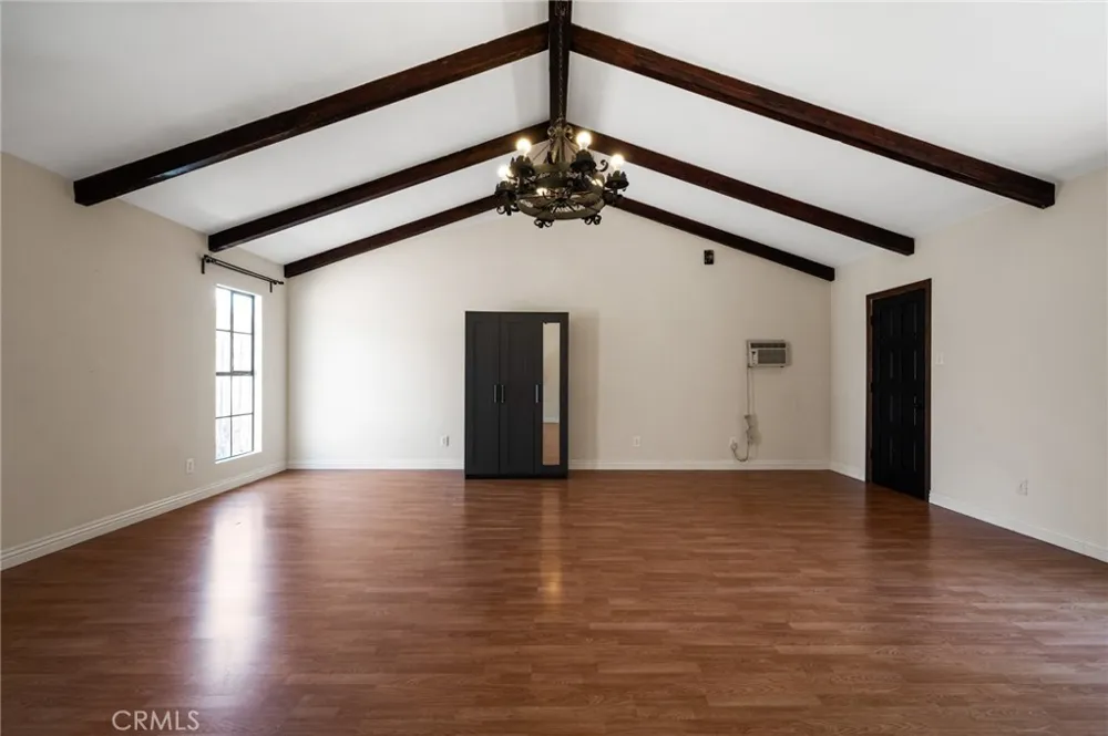 1122 Dominguez Wilmington, CA 90744