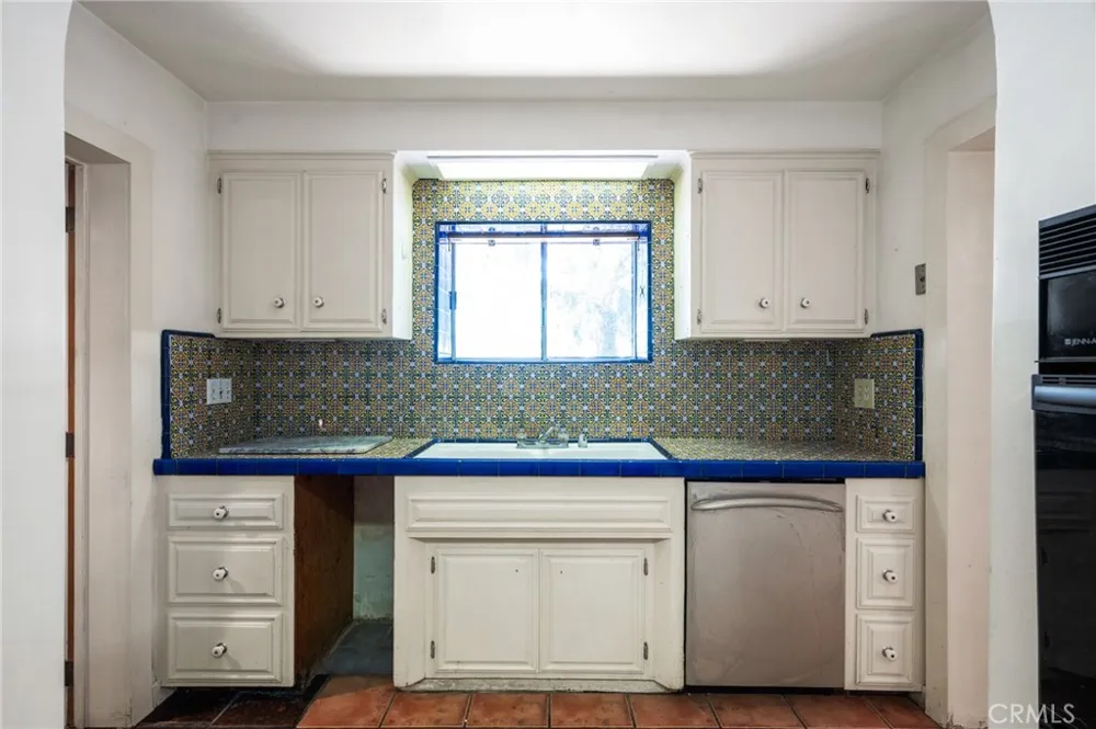 1122 Dominguez Wilmington, CA 90744