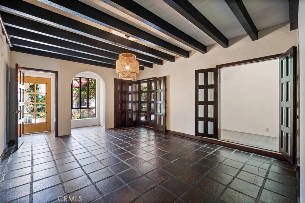 1122 Dominguez Wilmington, CA 90744
