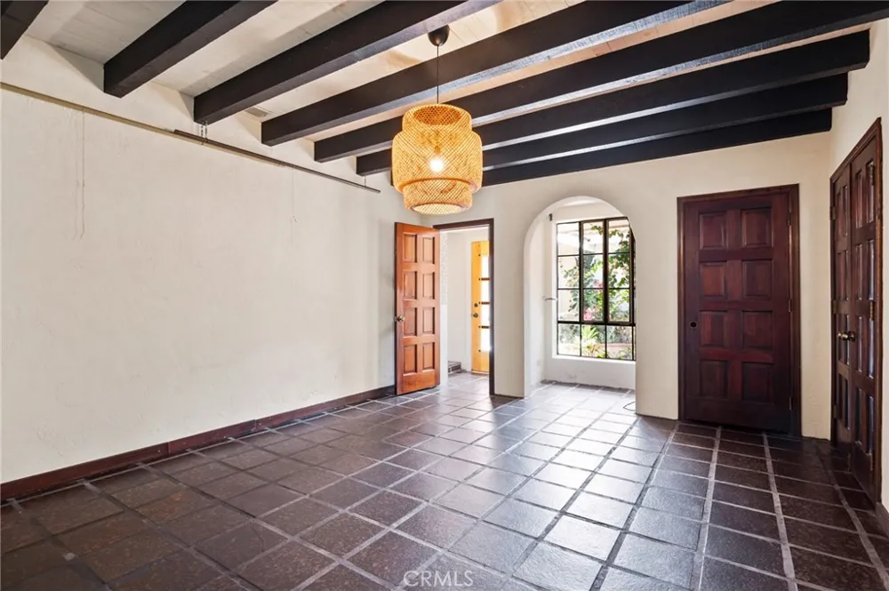 1122 Dominguez Wilmington, CA 90744