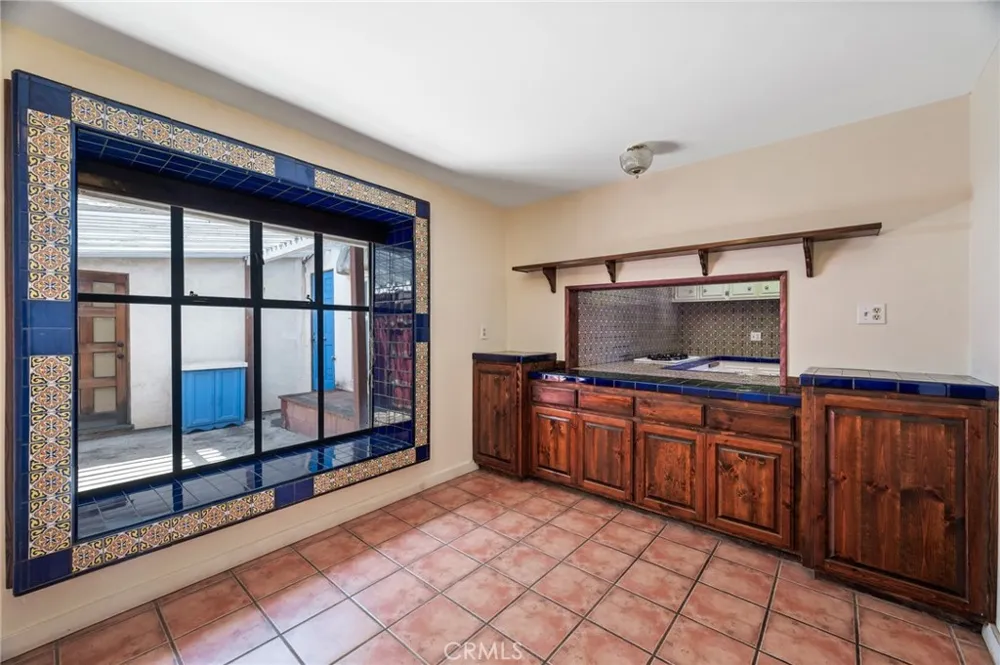1122 Dominguez Wilmington, CA 90744