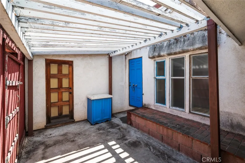 1122 Dominguez Wilmington, CA 90744