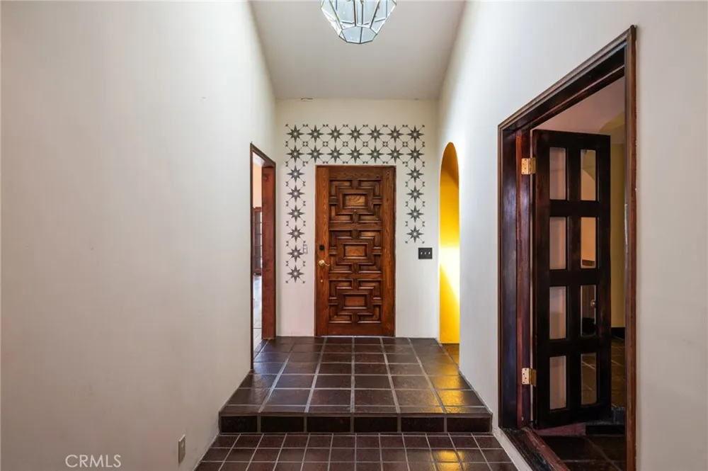 1122 Dominguez Wilmington, CA 90744