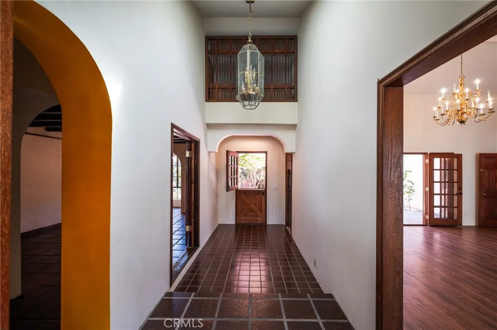 1122 Dominguez Wilmington, CA 90744