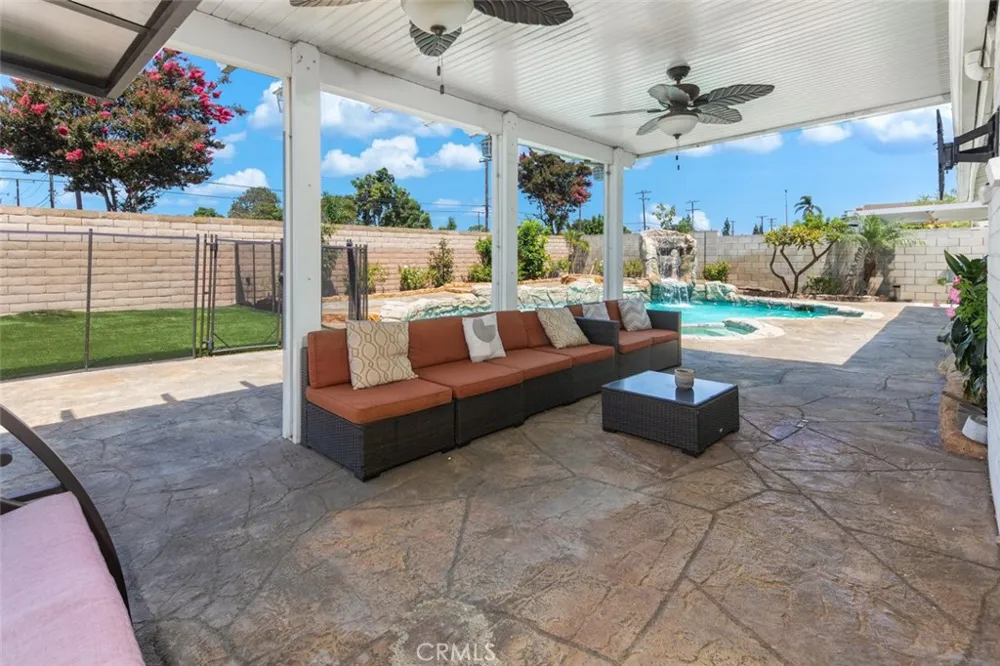 11157 Flower Ave Fountain Valley, CA 92708