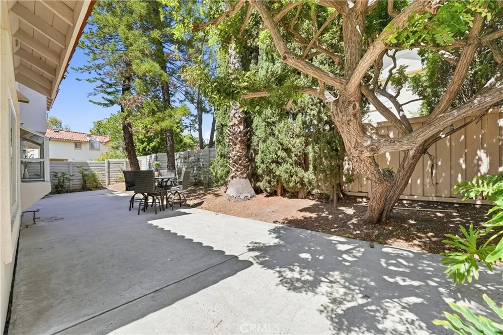 2051 Pueblo Tustin, CA 92782