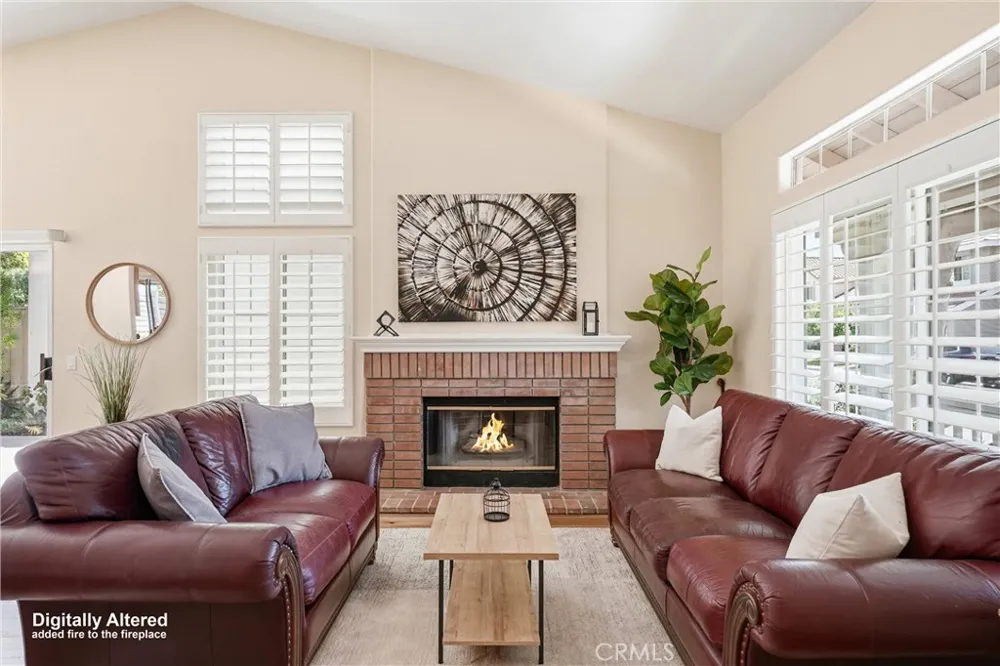 2051 Pueblo Tustin, CA 92782