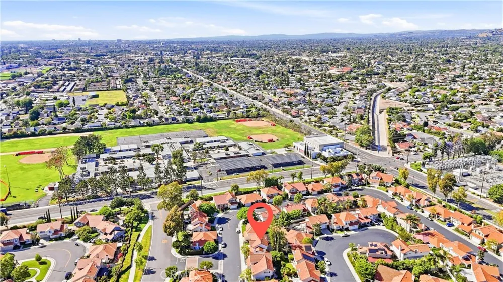 2051 Pueblo Tustin, CA 92782