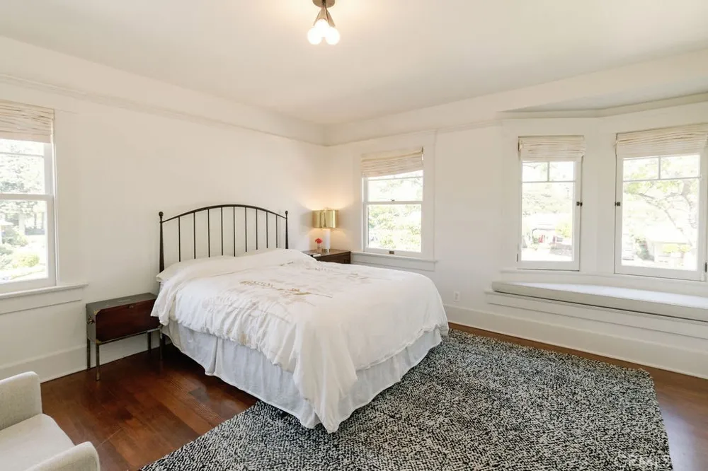 1955 Marengo South Pasadena, CA 91030