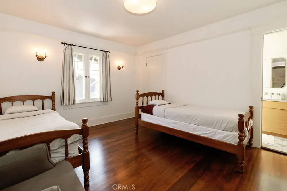 1955 Marengo South Pasadena, CA 91030