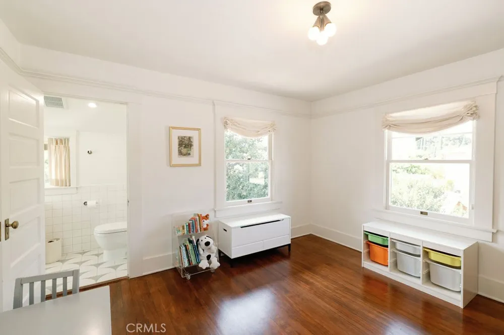 1955 Marengo South Pasadena, CA 91030
