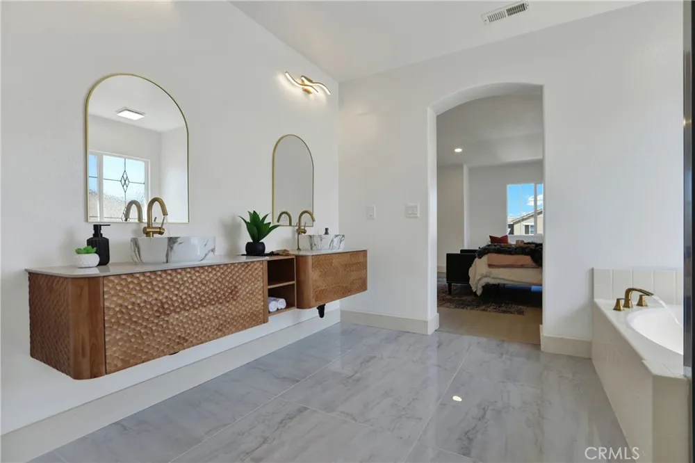5137 Mendip Oceanside, CA 92057