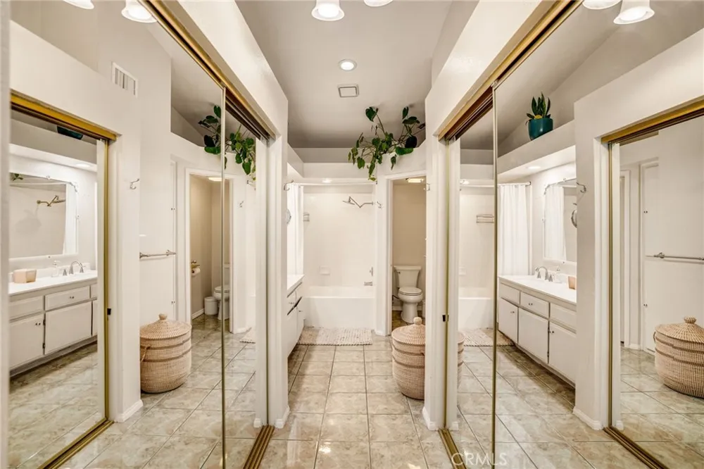 2708 S Montego Ontario, CA 91761