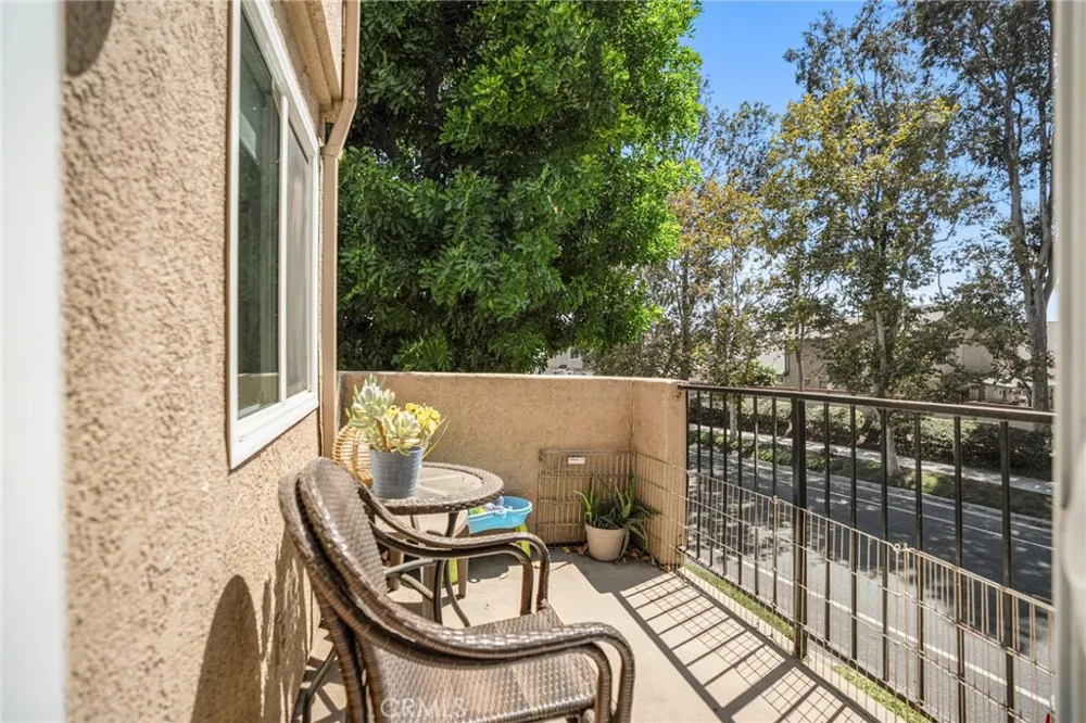 2708 S Montego Ontario, CA 91761