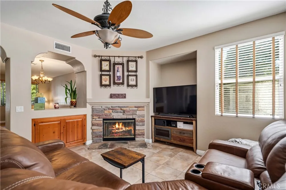 39361 Chantilly Ln Palmdale, CA 93551