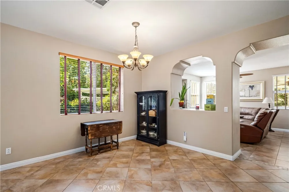 39361 Chantilly Ln Palmdale, CA 93551