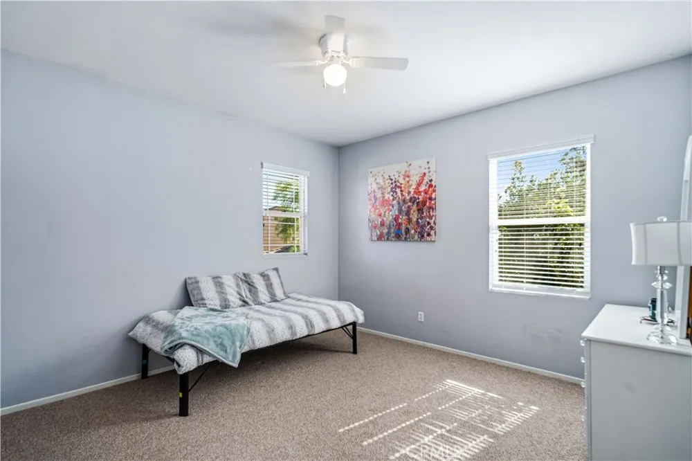 39361 Chantilly Ln Palmdale, CA 93551