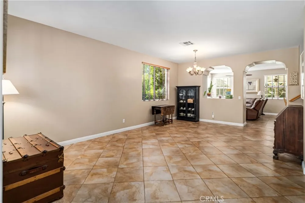 39361 Chantilly Ln Palmdale, CA 93551