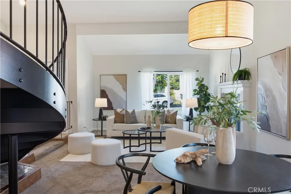 8126 Laramie Avenue Winnetka, CA 91306