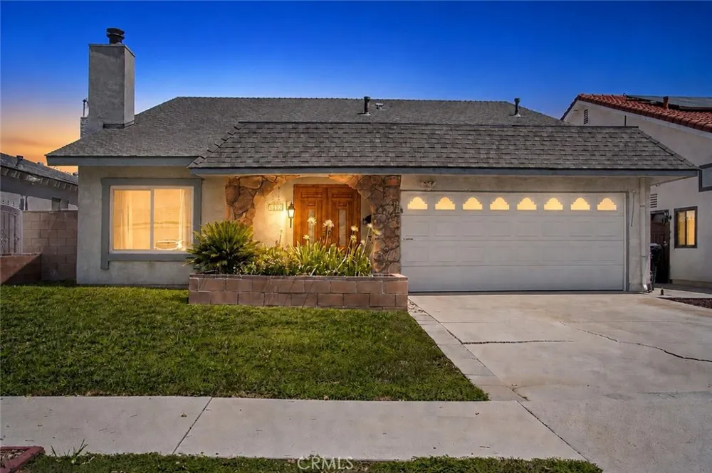 8126 Laramie Avenue Winnetka, CA 91306