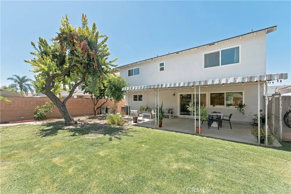 8126 Laramie Avenue Winnetka, CA 91306