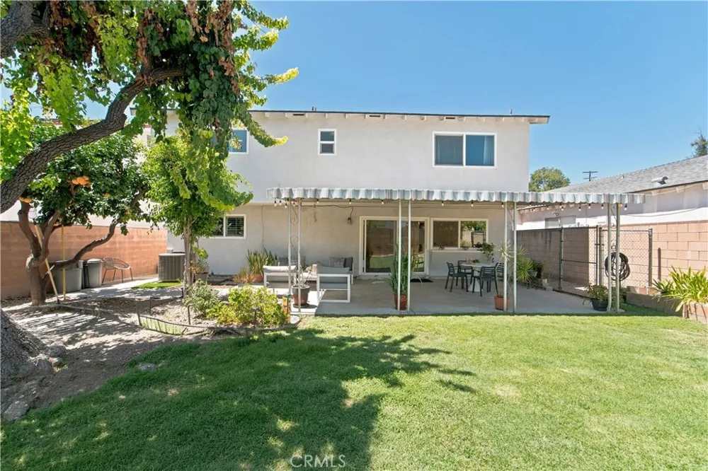 8126 Laramie Avenue Winnetka, CA 91306